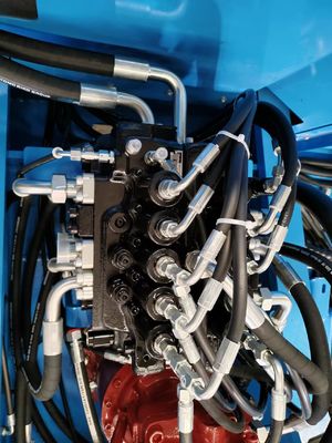 23T hydrauliczna koparka gąsienicowa 9-11m Max. Promień kopania 11-13 obr./min. Prędkość obrotu podobna do CAT