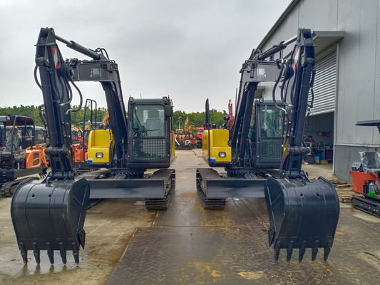 Niezawodny hydrauliczny grabarz, osiągający maksymalną wysokość kopania 7023 mm
