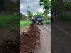 Żółta minikoparka gąsienicowa Hydrauliczna koparka kompaktowa z silnikiem Yanmar